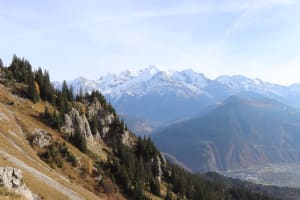 Klim naar de berghut en geniet van een panoramisch uitzicht op de prachtige Platé-woestijn - PASSY - 3
