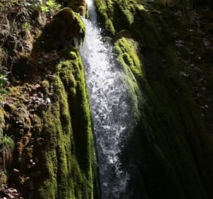 Vegay-waterval vanuit het dorp Aiglun - Aiglun - 4