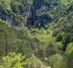Vegay-waterval vanuit het dorp Aiglun - Aiglun - 5