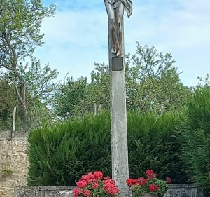 Croix et calvaires entre Ste Sabine et St Jean d'Assé - Sainte-Sabine-sur-Longève - 4