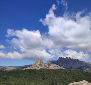 Trou de la Bombe : panorama grandiose sur les Aiguilles de Bavella - Quenza - 3