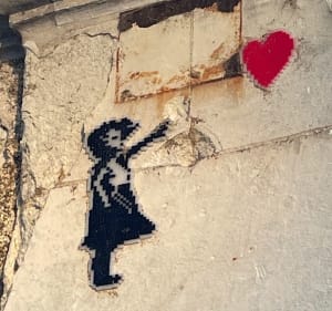 Découverte du street art des Peaky Perlers à Amboise - Amboise - 3