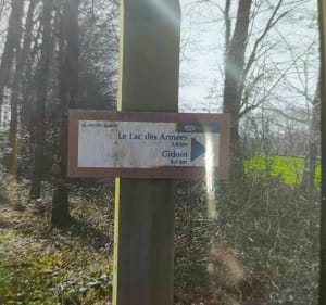 Lac aux Armées au fil de l'eau entre forêt et champs - Méry-és-Bois - 3