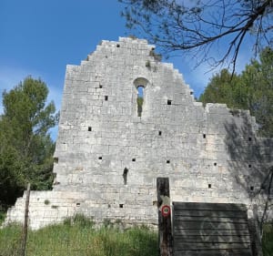 Du vallon de la Leque aux Traversières - Fontvieille - 3