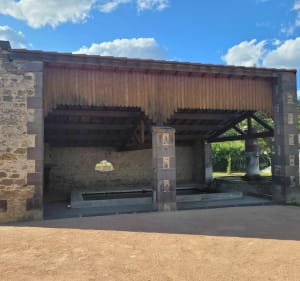 Le Puy de Mur, entre forêt et champs - Vertaizon - 3