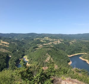 Du château de la Bernarde à La Croix Prost par Le Bouthéran - Renaison - 5