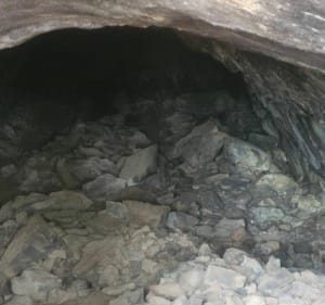 Sentier forestier et canal de l'eau, à Cueva de los Pajaros - Chío - 3
