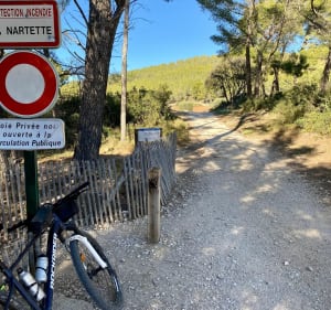 Bandol et Calanque de Port d’Alon, par le sentier des vignes de Saint-Cyr-sur-Mer - Thierry - 3