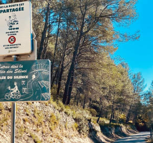 Le Castellet et la Vallée du Silence, par Le Brûlat et Evenos le vignoble - Le Castellet - 5