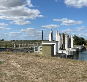 Marans, centre, port, canaux et ouvrages fluviaux. - Marans - 5