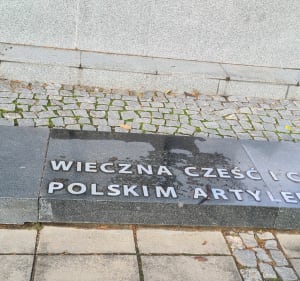 Pomnik Artylerii na Placu Towarzystwa Miłośników Torunia - Toruń - 3