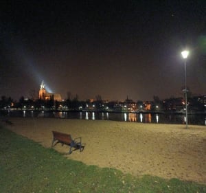 Promenada nad jeziorem Jelonek - Gniezno - 4
