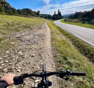 Les Alpilles via Eygalières et vue sur le Luberon - Saint-Rémy-de-Provence - 3