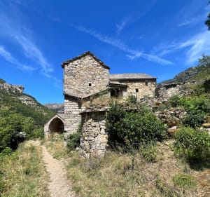 Aller-retour facile pour famille avec de jeunes enfants au Rozier - Le Rozier - 4