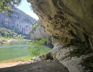 Gorges de l'Ardèche van bovenaf gezien en dromerige panorama's - Labastide-de-Virac - 20