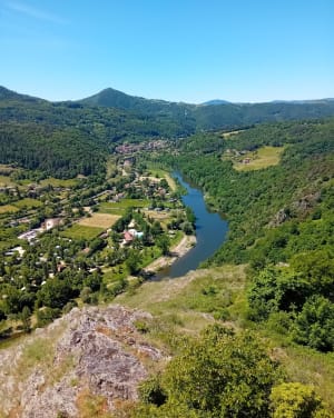 Château d’Artias par le sentier de Vousse longeant la Loire. - Retournac - 21