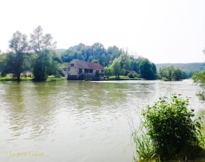 Grand Méandre de la Loue et village pittoresque - Chenecey-Buillon - 2