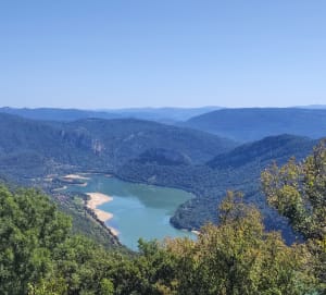 Randonnée du château du pic d'Oliferne et vue sur le Lac de Coiselet - Condes - 3