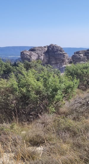 Rochers des Mourres et cache-cache entre les cairns - Les Mourres, Forcalquier - 12