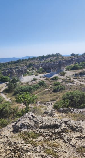 Rochers des Mourres et cache-cache entre les cairns - Les Mourres, Forcalquier - 13