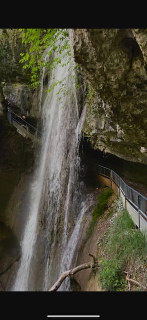 Angon, de Feeënbrug en de waterval - Angon - 59