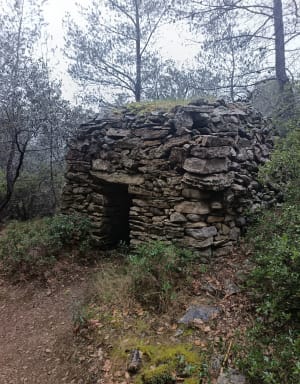 Les collines, la Chapelle et le lac du Paty - Caromb - 19