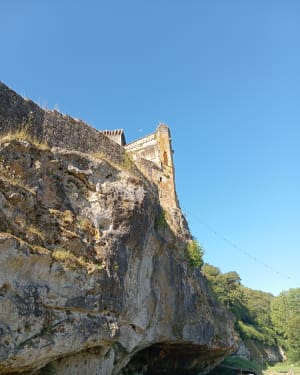 Balade jusqu'au Château de Commarque - Les Eyzies - 23