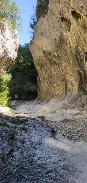 Lussan Concluses en betoverende wandeling - Lussan - 8