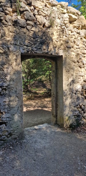 RAVIN DES ENCANAUX ET SES GROTTES - Andrea - 20