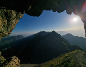 Trou de la Mouche et monts alpins qui se dévoilent - La Clusaz - 8