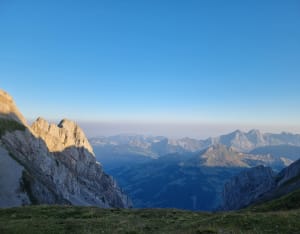Trou de la Mouche et monts alpins qui se dévoilent - La Clusaz - 9