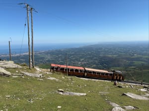 We volgen het kleine Rhune-treintje vanaf de Saint Ignace-pas - Sare (col-de-Saint-Ignace) - 19