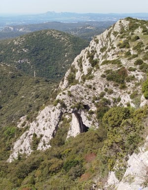 Cederbos, Portalas, Grot van het Verzet: Luberon - Bonnieux - 8