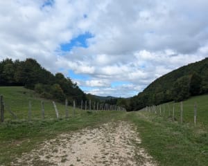 Curieux village rond d'Oncieu et vues depuis la Cathédrale - ELODIE - 10
