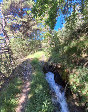 Canal montagnard de Reyssas et fermes abandonnées, depuis Puy-Saint-Eusèbe - Puy-Saint-Eusèbe - 12