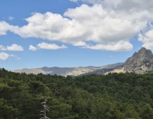 Trou de la Bombe : panorama grandiose sur les Aiguilles de Bavella - Quenza - 52
