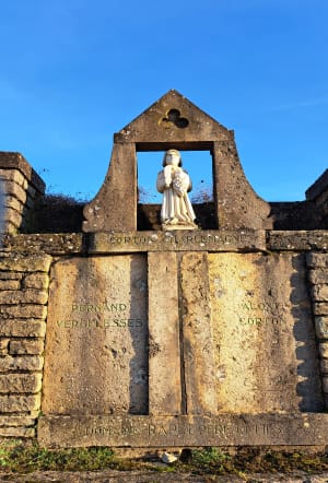 Pernand Vergelesses .Autour du bois de Corton - Pernand-Vergelesses - 9