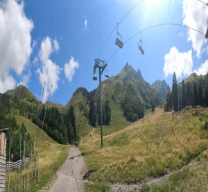 Van Puy de Sancy naar de kabelbaan via de Dordogne - Chambon-sur-Lac - 15