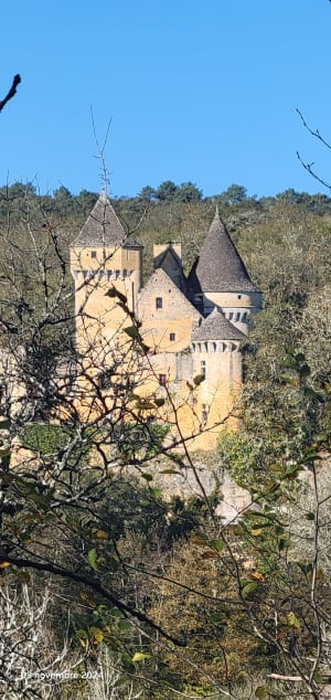 Balade jusqu'au Château de Commarque - Les Eyzies - 18
