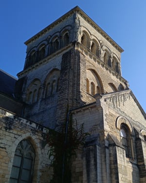 Se promener sur les remparts et contempler le Thouer - Thouars - 7