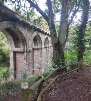 Boswandeling richting het Pourrhis-viaduct - Etables sur Mer - 14