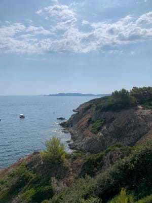 Loop langs het strand van Badine, Cap de l'Esterel en Pointe de la Vignette - Hyères - 13