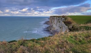 Wandeltocht langs de kust en de Aiguille de Belval - Bénouville - 46