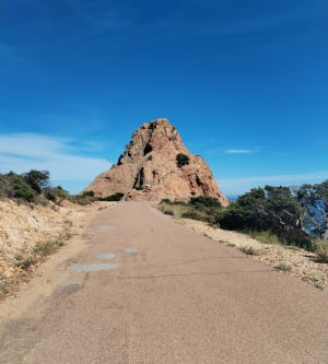Rocher de St-Barthélémy par le haut - Saint-Raphaël - 8