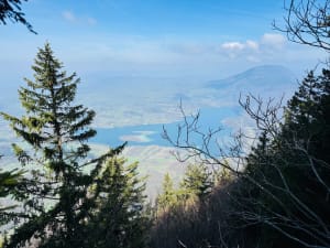 Grimper au Mont Grelle et vue plongeante sur le lac d'Aiguebelette - Attignat-Oncin - 28