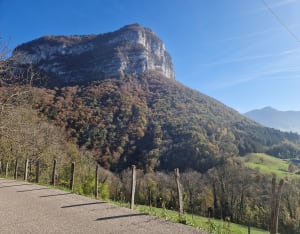 Doria-waterval, grot en Caret-huis - Saint-Jean-d'Arvey - 28