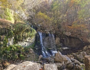 Doria-waterval, grot en Caret-huis - Saint-Jean-d'Arvey - 30