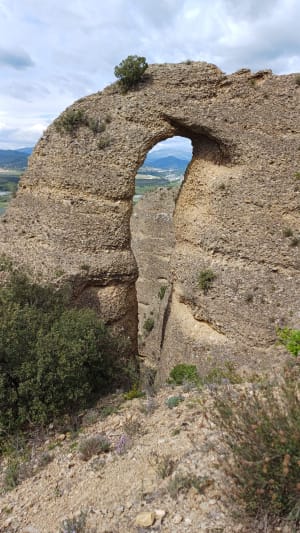 Incroyable falaise des Pénitents et panoramas sublimes - Les Mées - 11