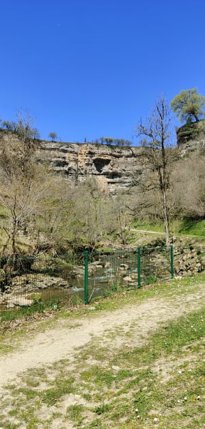 Balade et saute-passerelles du Gourg d'Enfer - Bozouls - 24