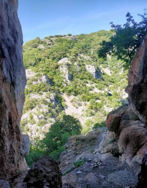 De Ravine des Arcs: De Arc - De Grot - De Lamalou Gorges - Notre-Dame-de-Londres - 15
